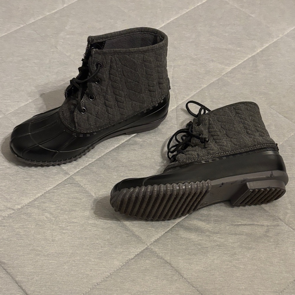 Women's Quilted Black and Gray Snow Duck Boots
